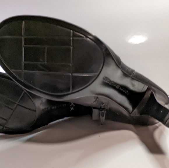 Tommy Hilfiger Leather Boots with heel, size 8 - Picture 5 of 10